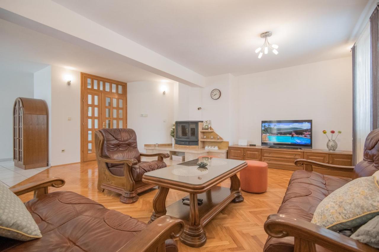 Villa Glorija Grubine Екстер'єр фото